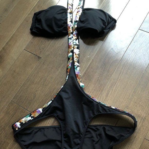 Victorias Secret SEXY One Piece Bathing - Picture 2 of 5